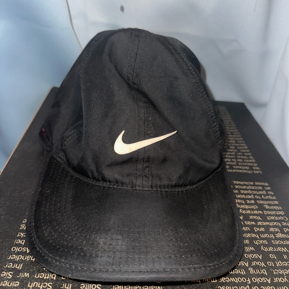 Wore Nike mens cap
